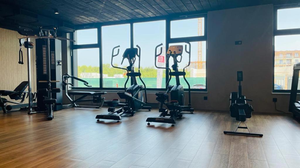 Polanki Aqua Apartamenty Nielimitowany Dostep Do Basenow Parking Free Kołobrzeg Exteriör bild