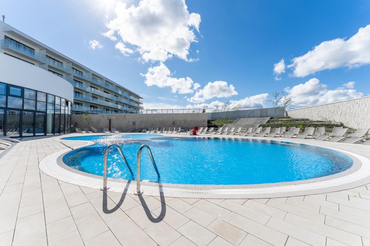 Polanki Aqua Apartamenty Nielimitowany Dostep Do Basenow Parking Free Kołobrzeg Exteriör bild